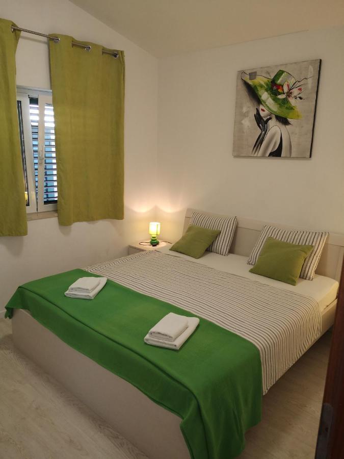Apartmani California Podgora Eksteriør billede