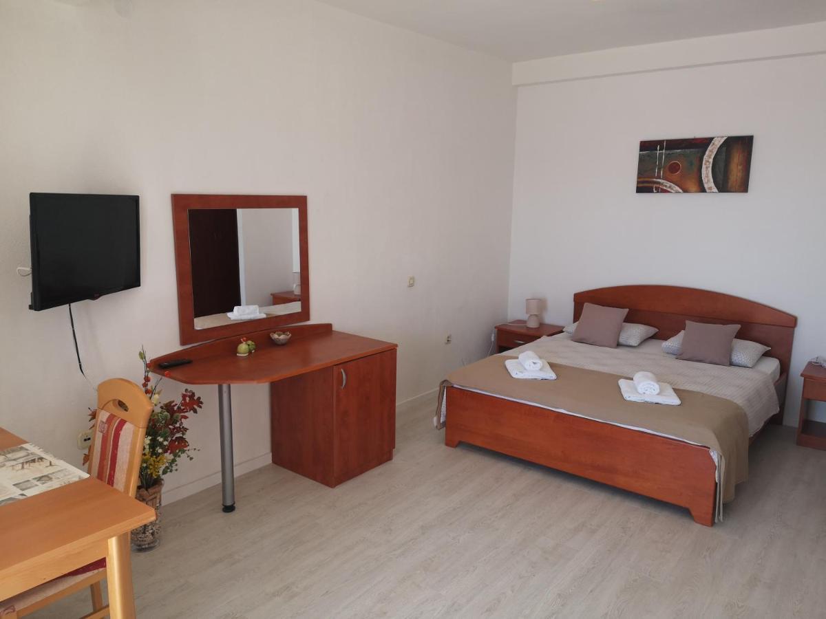 Apartmani California Podgora Eksteriør billede